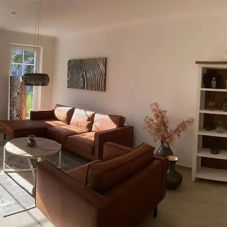 Bella Katja Кёльпинзе